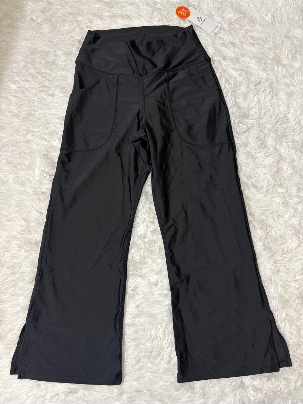 NWT Attraco Black Capri Swim Bottoms Size M